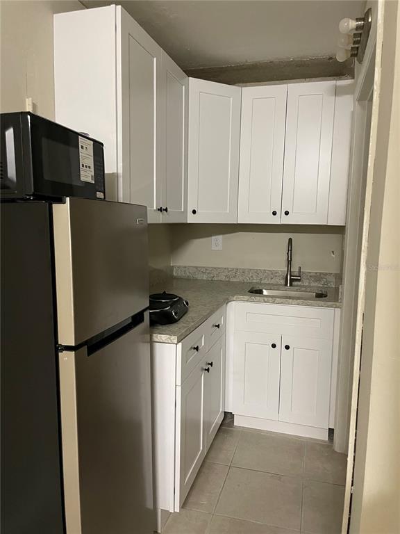 Building Photo - 7900 S Orange Blossom Trail