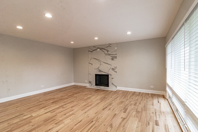 Building Photo - 1240 Warrington Rd