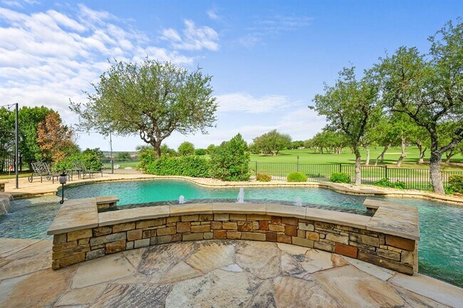 Building Photo - 4008 Sugarloaf Dr