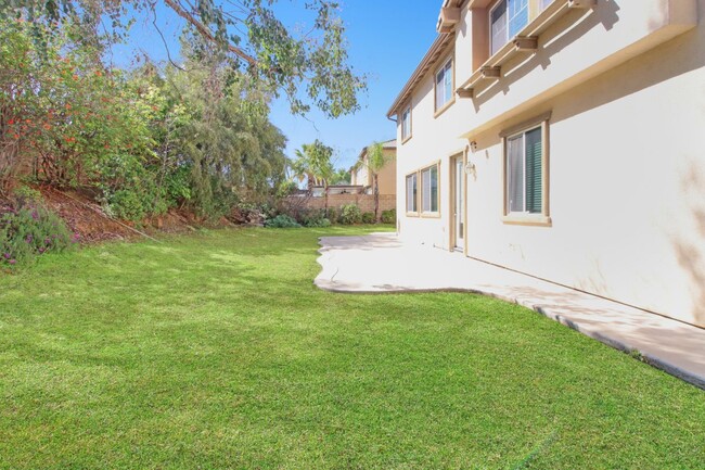 Building Photo - 1212 Lavendar Way
