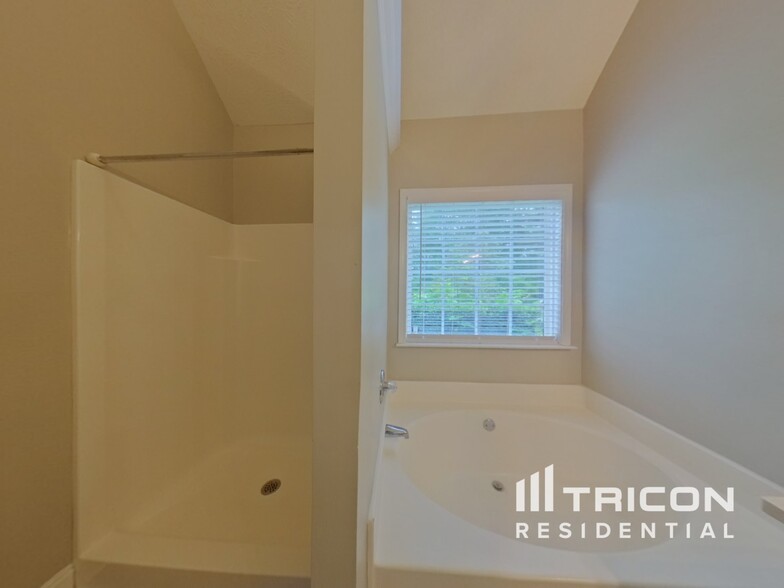 Building Photo - 171 Bridgemill Dr