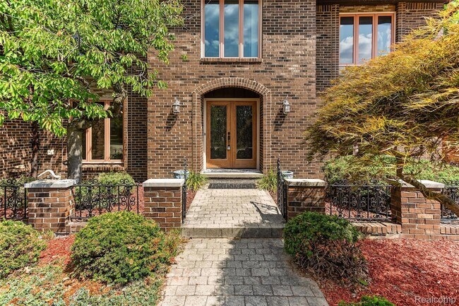 Building Photo - 3312 Palm Aire Ct