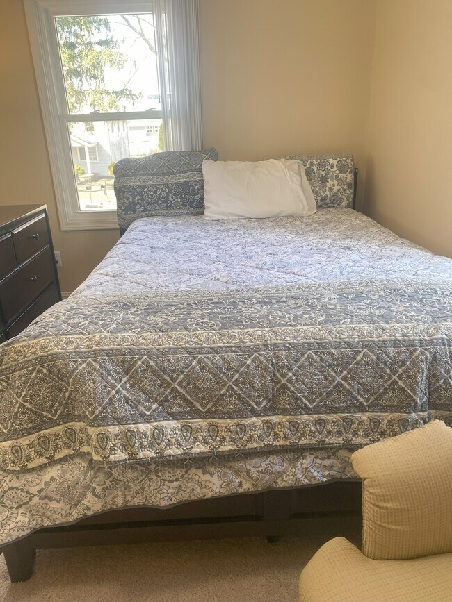 Second bedroom - 5906 Niles Dr