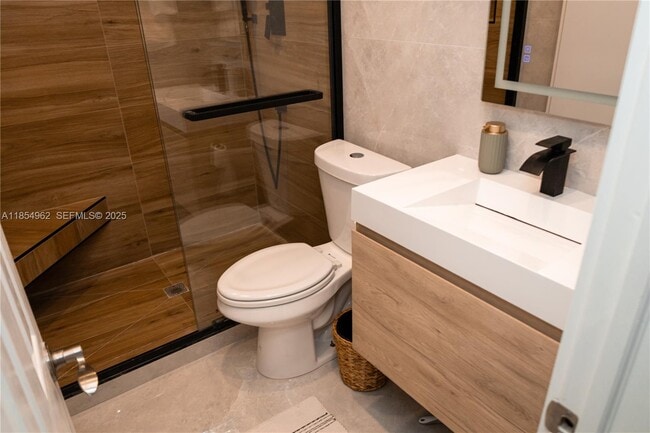 Building Photo - 224 Meridian Ave