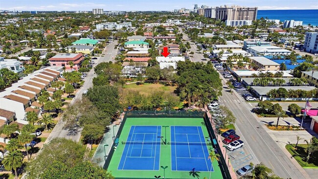 Building Photo - 4525 Bougainvilla Dr