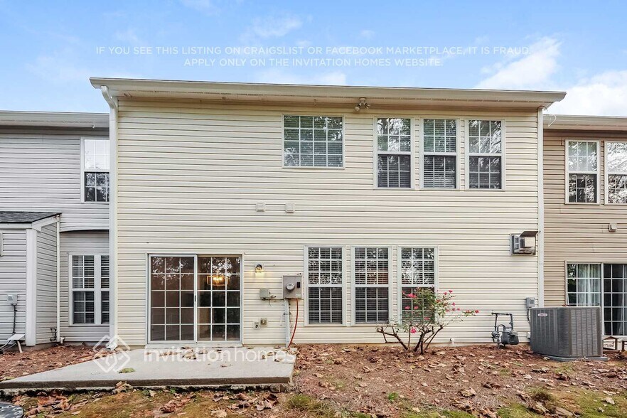 Building Photo - 112 Regent Pl