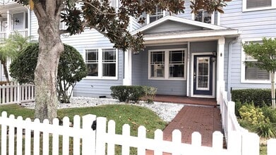 Building Photo - 381 1st Ave SW