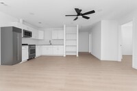 Building Photo - 16016 Green Manor Dr