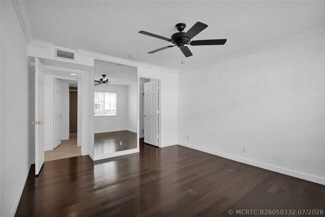 Building Photo - 1515 E Broward Blvd