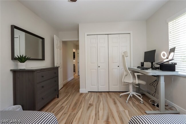 Building Photo - 3510 Lakemont Dr