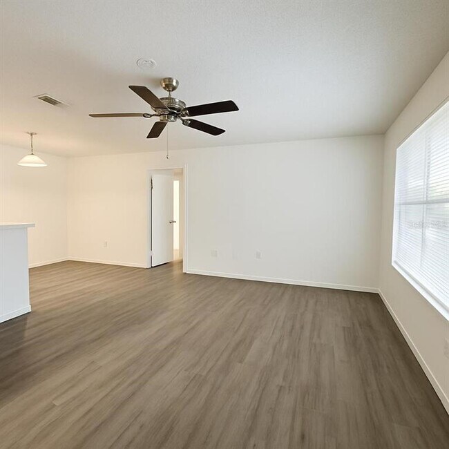 Building Photo - 974 Leeward Pl