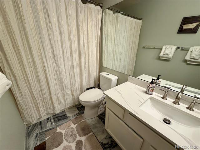 Building Photo - 9853 Salford Ln