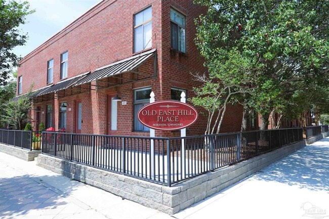 Primary Photo - 613 N Alcaniz St