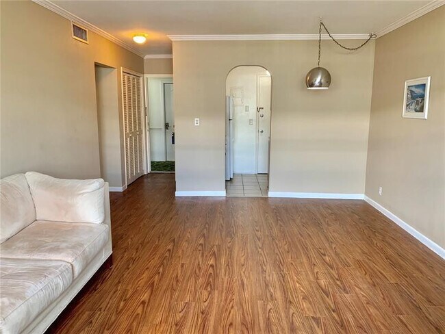 Building Photo - 1851 NE 62nd St