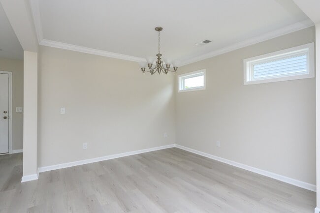 Building Photo - Elegant 4 Bedroom, 2 Bathroom Home with Modern Finishes & Open-Concept Living $2,150/mo rent