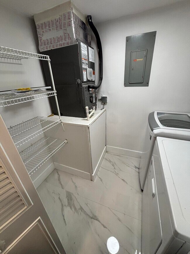 Building Photo - 4969 Sable Pine Cir