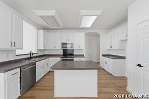 Building Photo - 2429 Angelina Dr