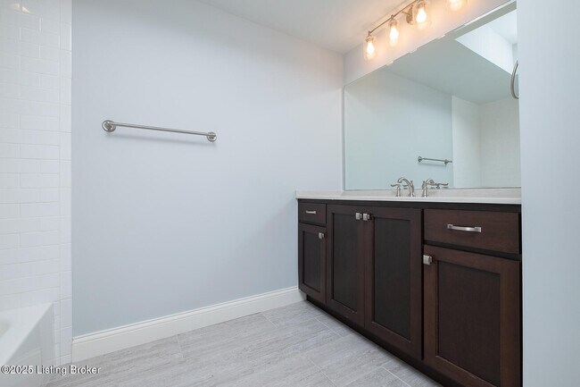 Building Photo - 6431 Passionflower Dr