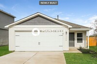 Building Photo - 4174 Trail de Paris, New Braunfels, TX 78132