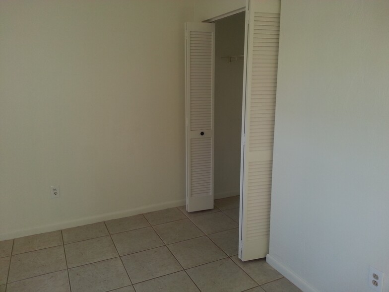 2nd bedroom closet - 13 Empress Ln