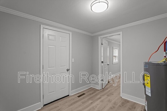 Building Photo - 413 Norris St