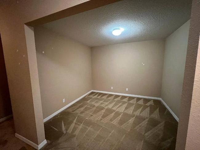 Building Photo - 249 Hardcastle Pl
