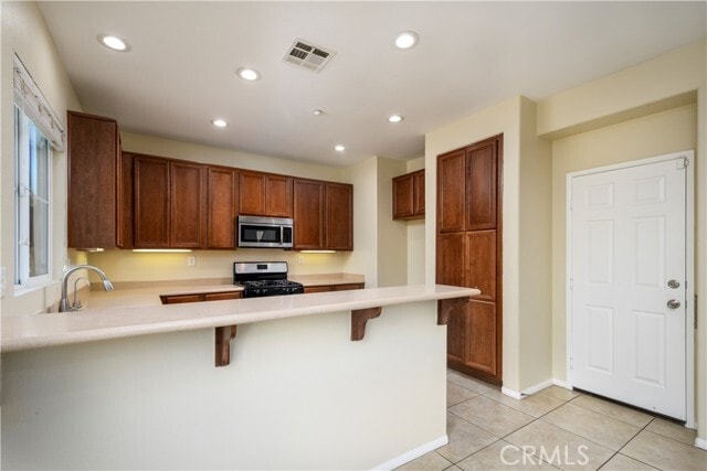 Building Photo - 16442 El Revino Dr