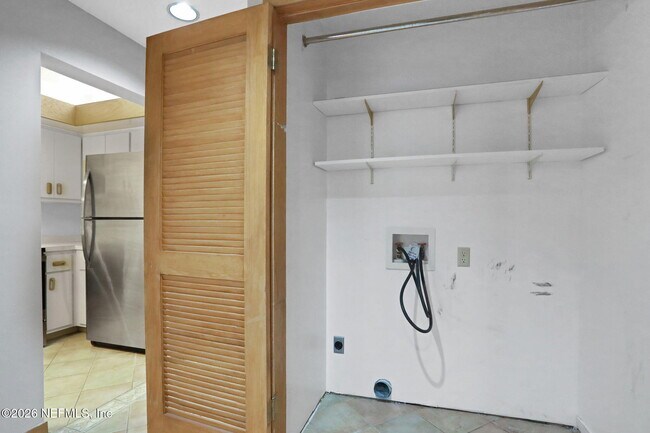 Building Photo - 2970 Ravines Rd