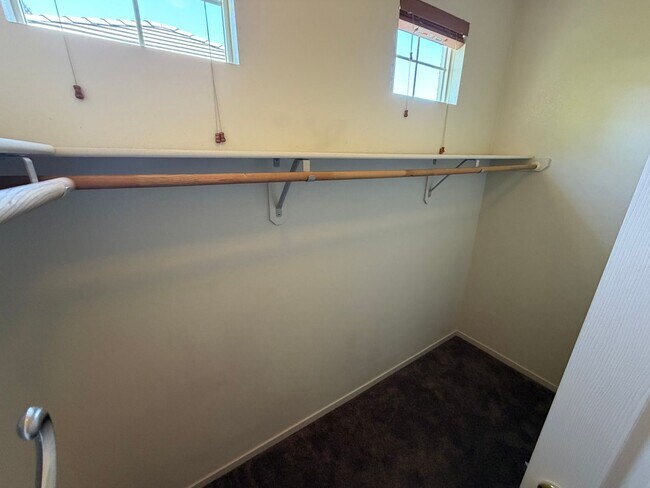 Building Photo - 9741 Ripple Way