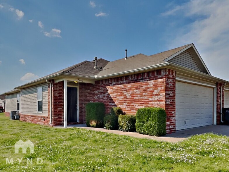 Primary Photo - 5606 N 35th St