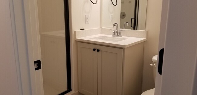 Building Photo - BRAND NEW TOWN HOME READY TO MOVE IN