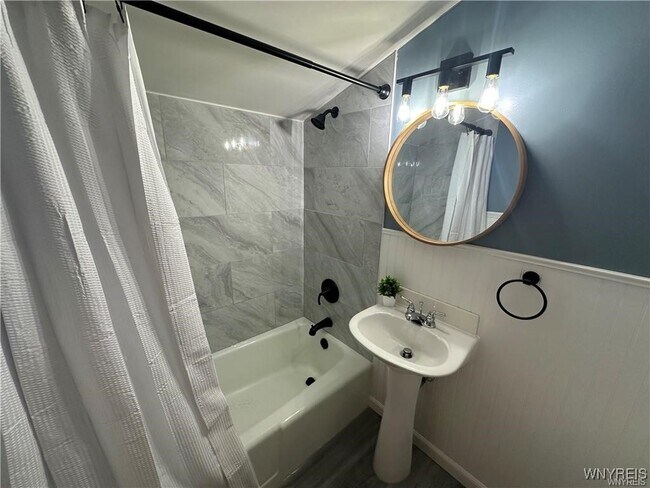 Building Photo - 40 Oehman Blvd