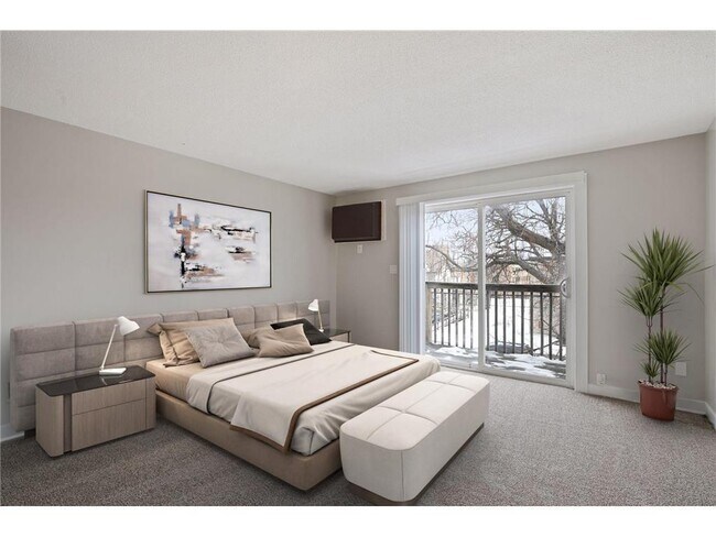 Building Photo - 924 21st Ave S