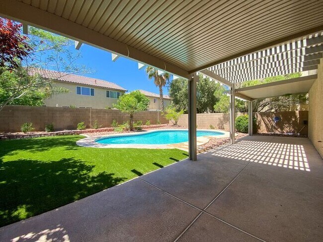 Building Photo - 2700 + Sq ft house with Pool and 3 car garage