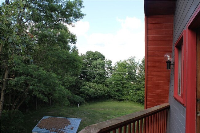 Building Photo - 480 Lansingville Rd