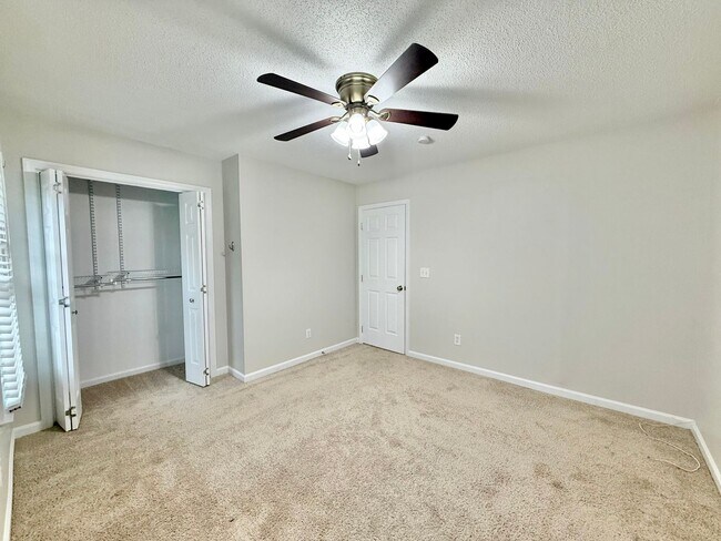 Building Photo - **OFFERING WAIVED APPLICATION FEES & $200 ...