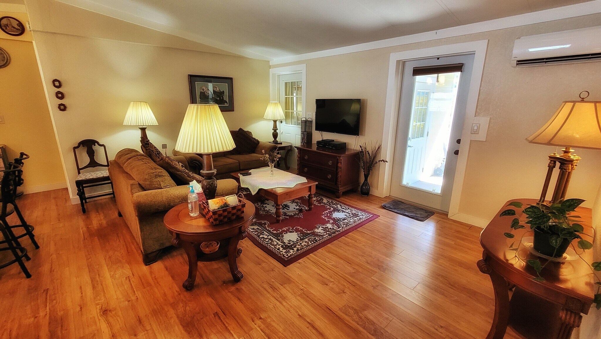 Building Photo - 523 Leaf Cir