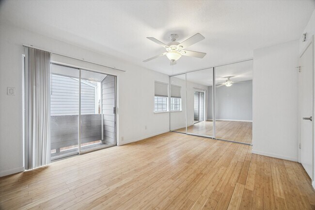 Building Photo - 5807 Beverly Hill St