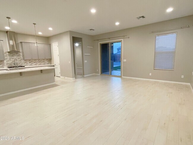 Building Photo - 13682 N 144th Ln