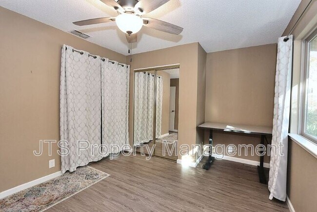 Building Photo - 6913 Navarro Ct