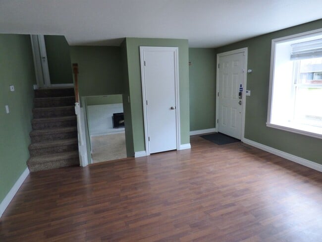 Building Photo - 4 Bedroom home in Loveland