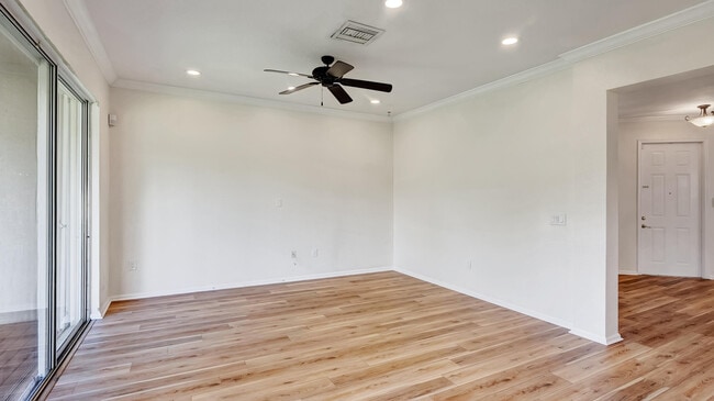 Building Photo - 7938 Jewelwood Dr