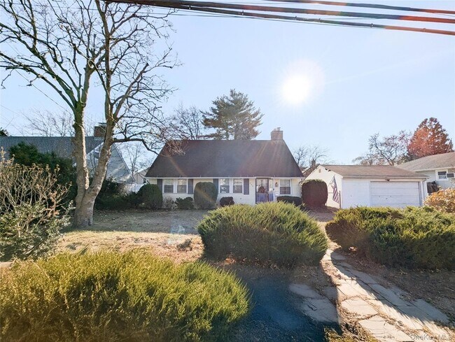 Building Photo - 806 Oliver Ave