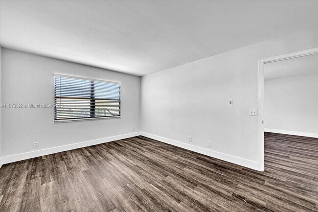Building Photo - 1201 SW 128th Terrace