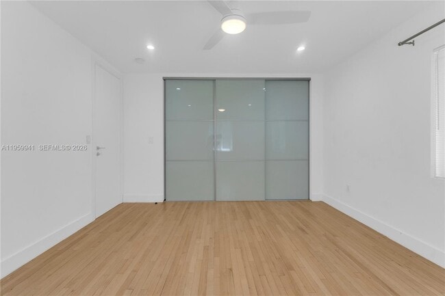 Building Photo - 1296 NE 99th St