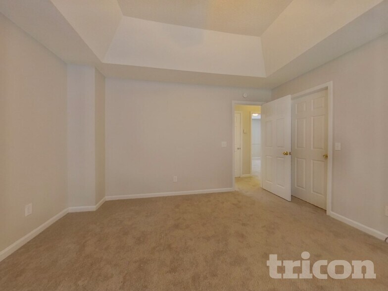 Building Photo - 1422 Gentry Ct