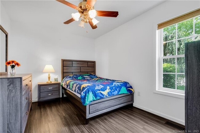 Building Photo - 1 Alicia Ln