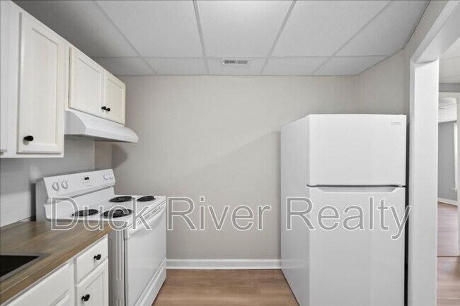Building Photo - 1409 Highland Ave