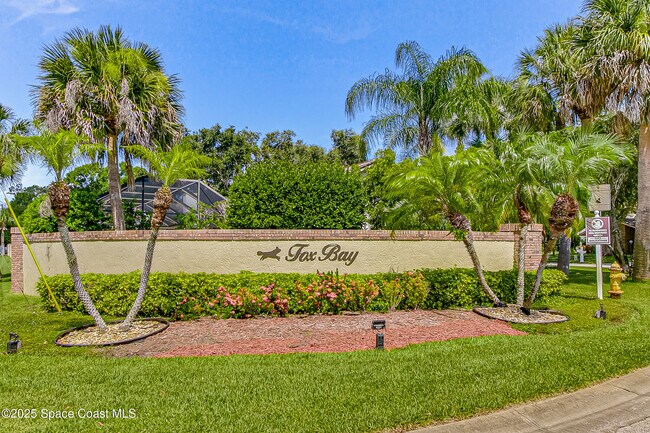 Building Photo - 1885 Fox Bay Dr