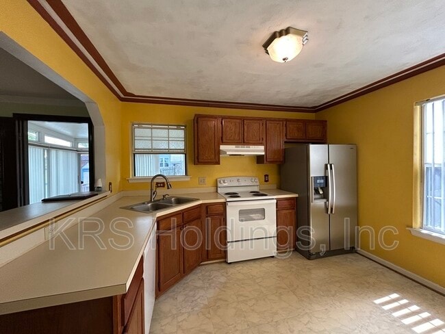 Building Photo - 284 Burnetts Way